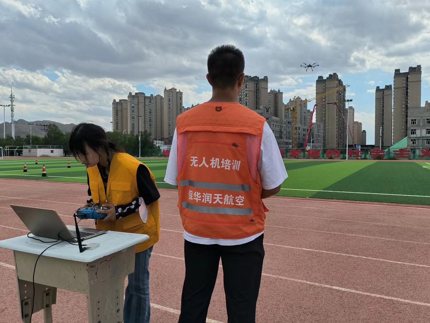 青少年飞手注意：无人机驾照年龄限制-新疆保华润天航空