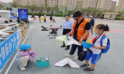 【新疆保华润天航空】新疆青少年专属:揭秘CAAC无人机执照培训的奥秘