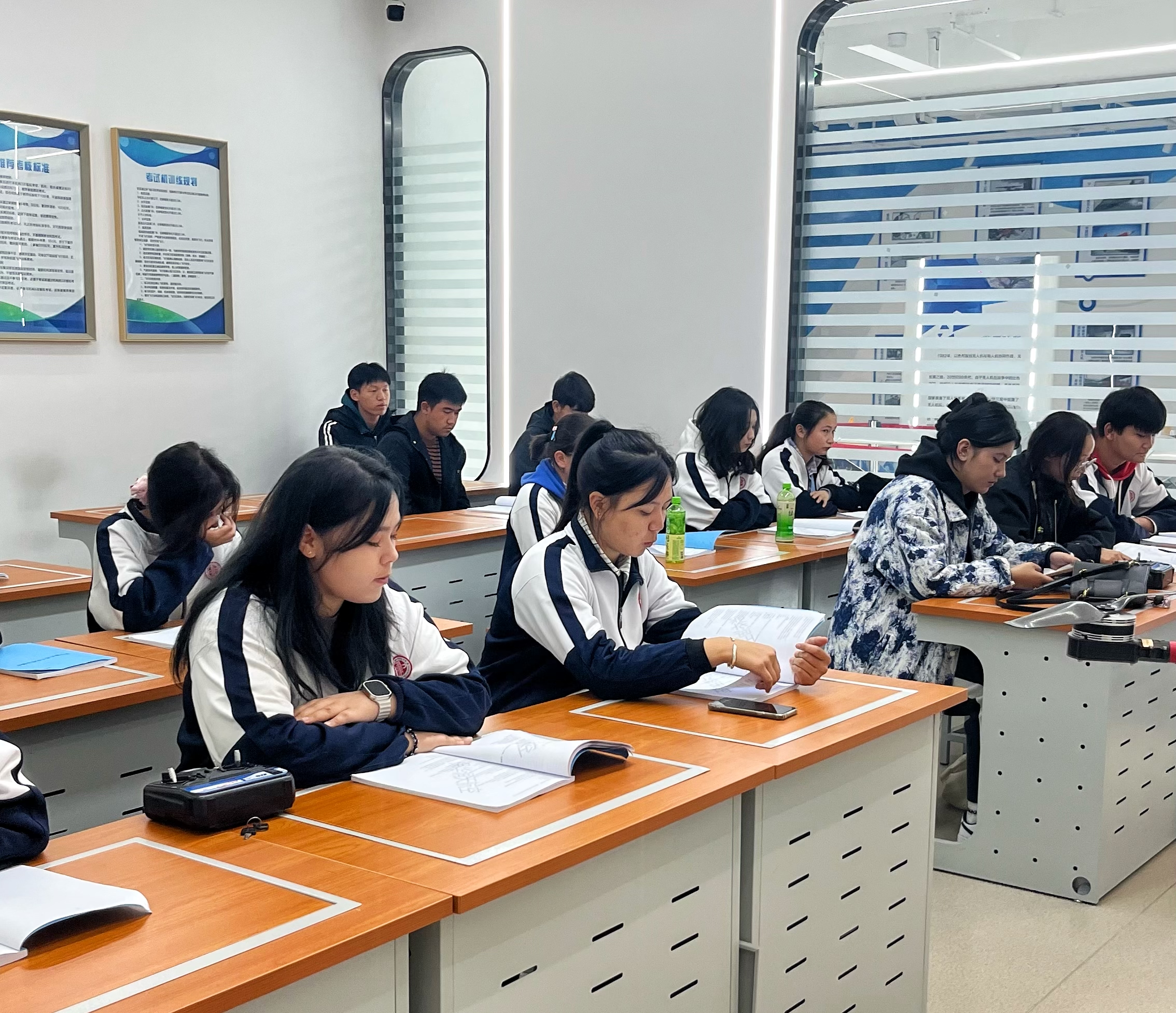 新疆保华润天航空新动向:深入了解青少年无人机等级考试