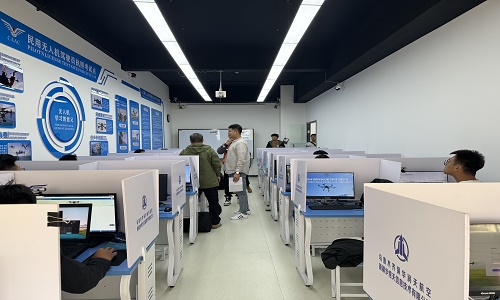 【新疆无人机培训】保华润天航空:揭秘多旋翼视距内驾驶,高效通关CAAC无人机执照!