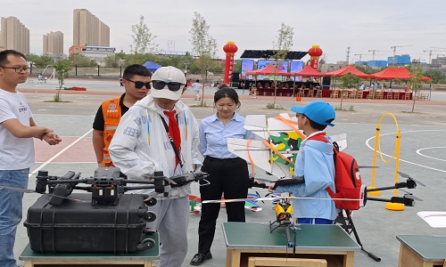 新疆青少年无人机培训教育:保华润天航空引领未来