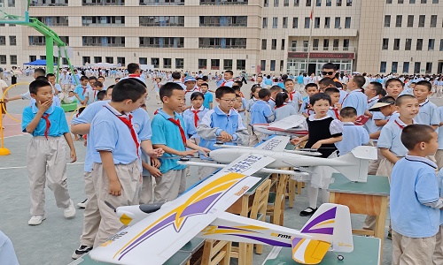 新疆无人机培训?；筇旌娇眨荷倌瓯匮?！无人机培训全解析，开启科技梦想之旅