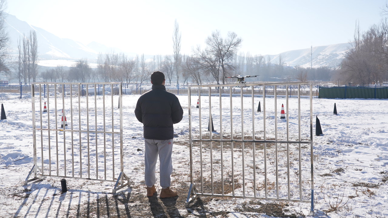 新疆无人机培训考证首选?；筇旌娇眨删湍愕姆尚忻?！