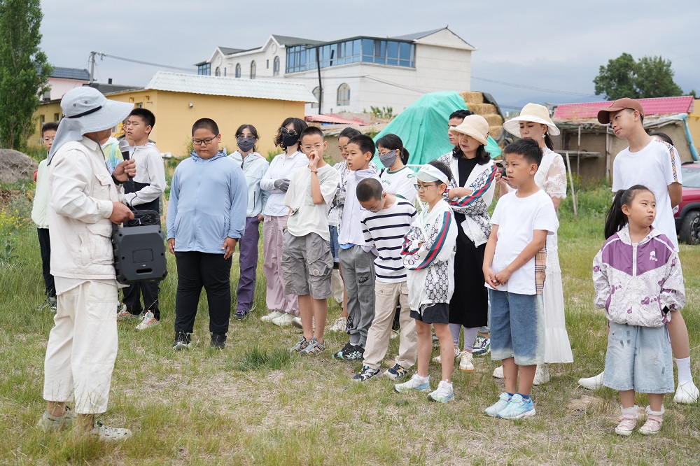 乌鲁木齐保华润天航空航模夏令营,青少年的夏日飞行奇遇