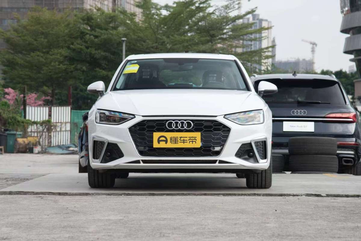 2025年新澳资料图和20多万的车14万卖与汽车价格战再起 20多万的车14万卖